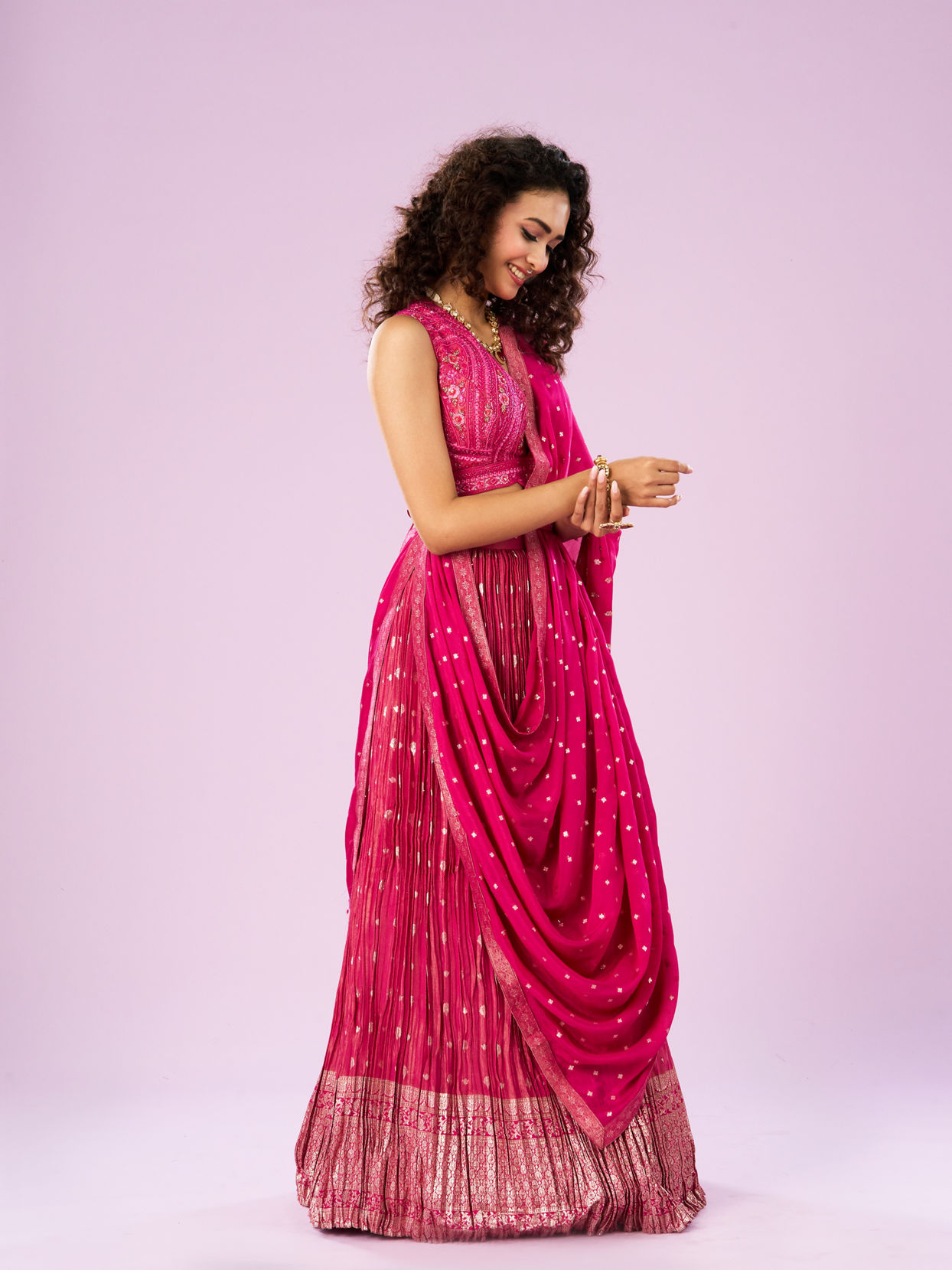Mohey Women Elegance in Pink Lehenga Ensemble