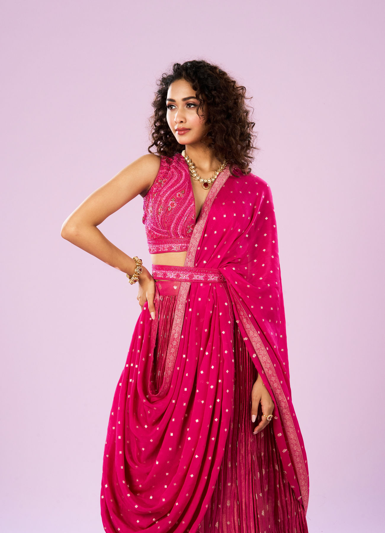 Mohey Women Elegance in Pink Lehenga Ensemble
