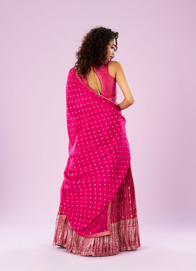 Mohey Women Elegance in Pink Lehenga Ensemble