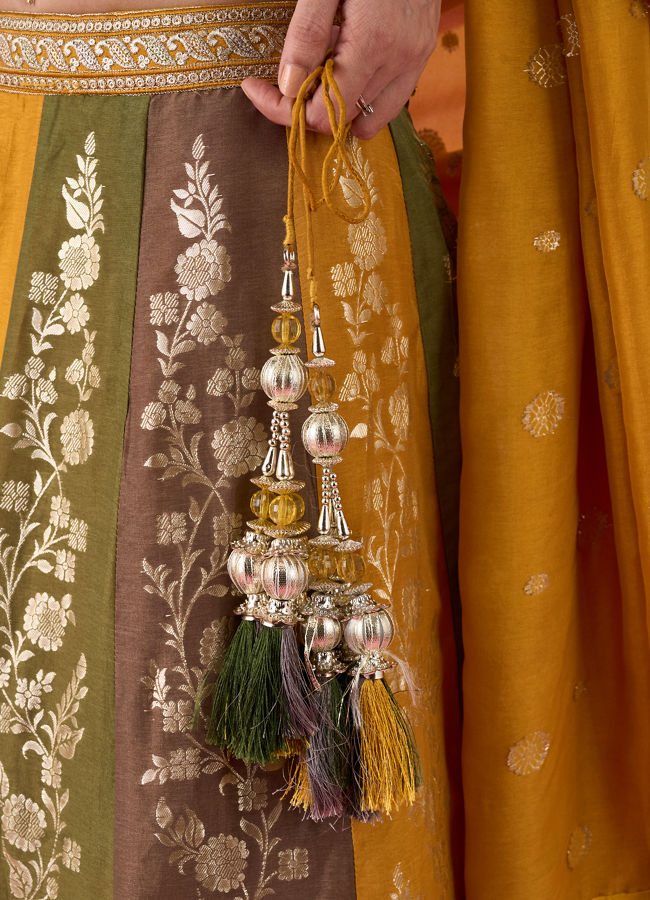 Mohey Women Golden Hue Art Silk Lehenga