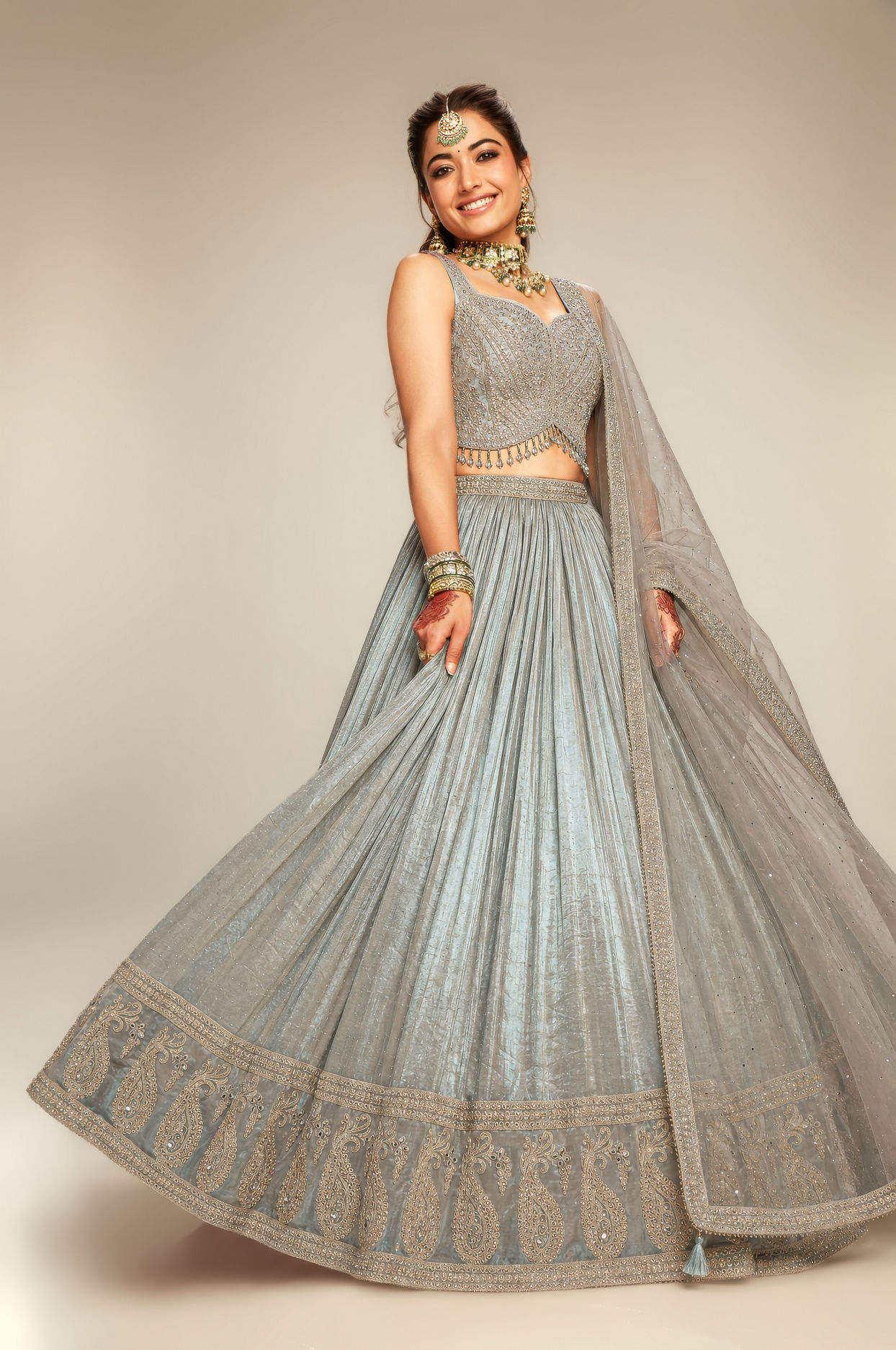 Mohey Women Grey Organza Embellished Lehenga