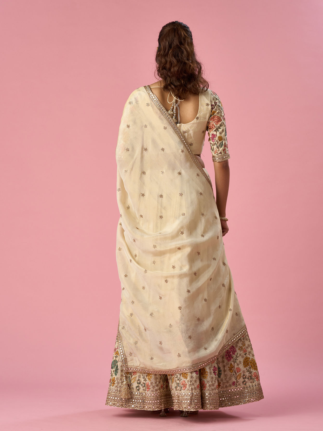 Mohey Women Cream Tissue Lehenga with Stone Work
