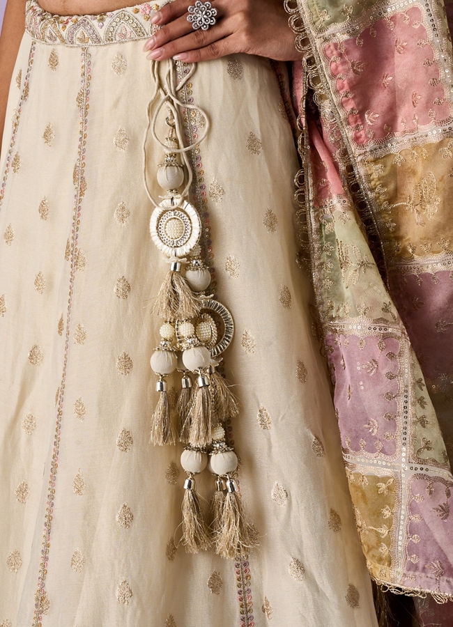 Mohey Women Cream Tissue Lehenga with Mirror Work