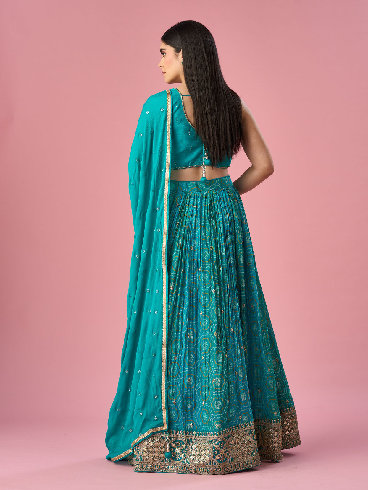 Mohey Women Green Chinon Lehenga with Hand Embroidery