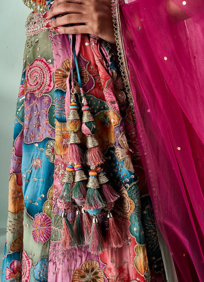 Mohey Women Peach Chinon Lehenga with Mirror Work