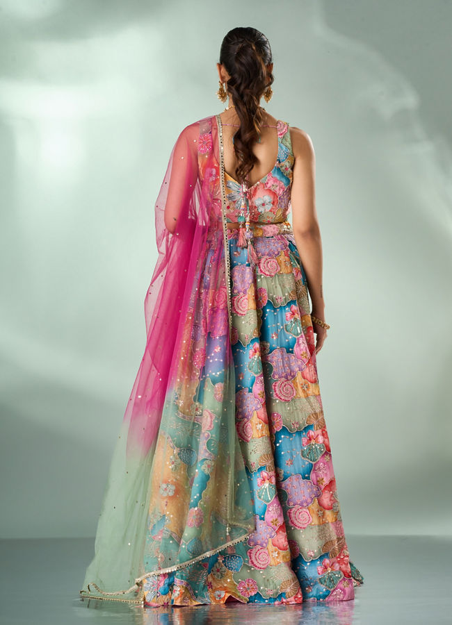 Mohey Women Peach Chinon Lehenga with Mirror Work