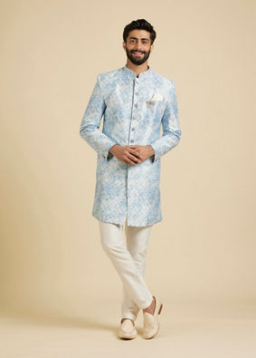 Manyavar Men Cornflower Blue Kurta Set with a Blend of Floral and Trellis Patterns image number 2