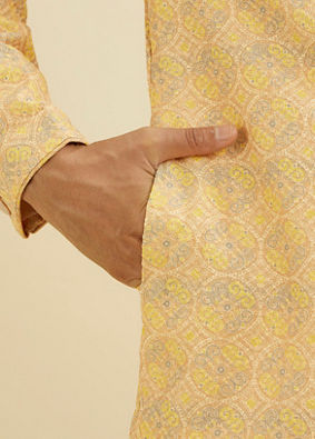 Manyavar Men Luminous Yellow Kurta Pajama Extravaganza image number 3