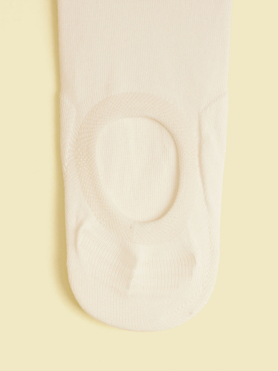 Manyavar Men Posh Knitted White Socks