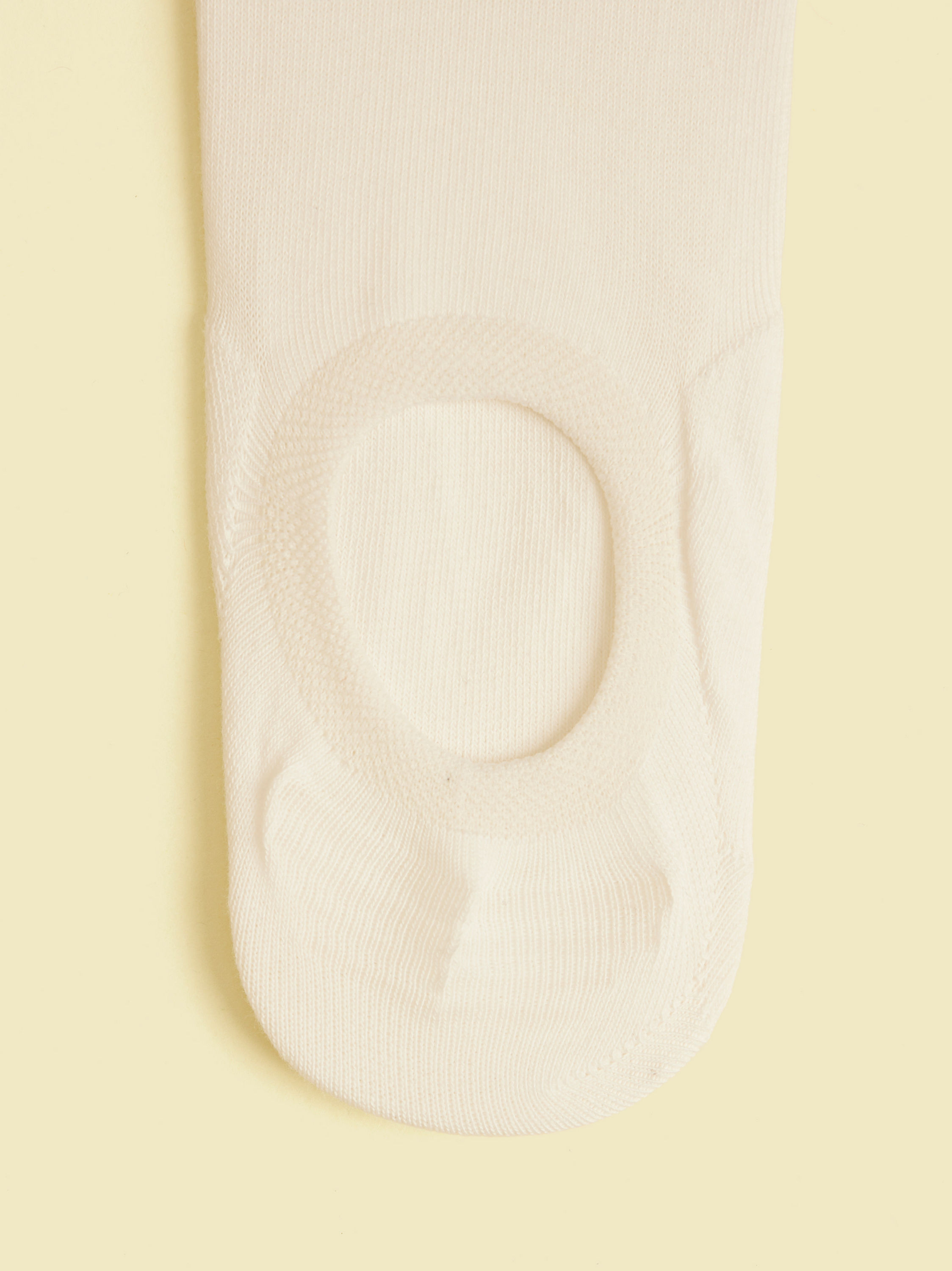 Manyavar Men Posh Knitted White Socks