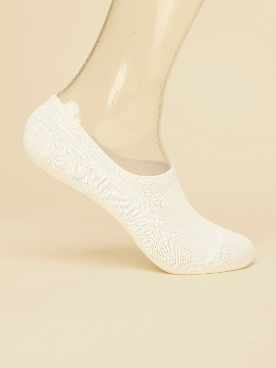 Manyavar Men Posh Knitted White Socks