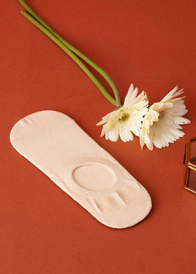 Manyavar Men Beige Elegance Knitted Socks