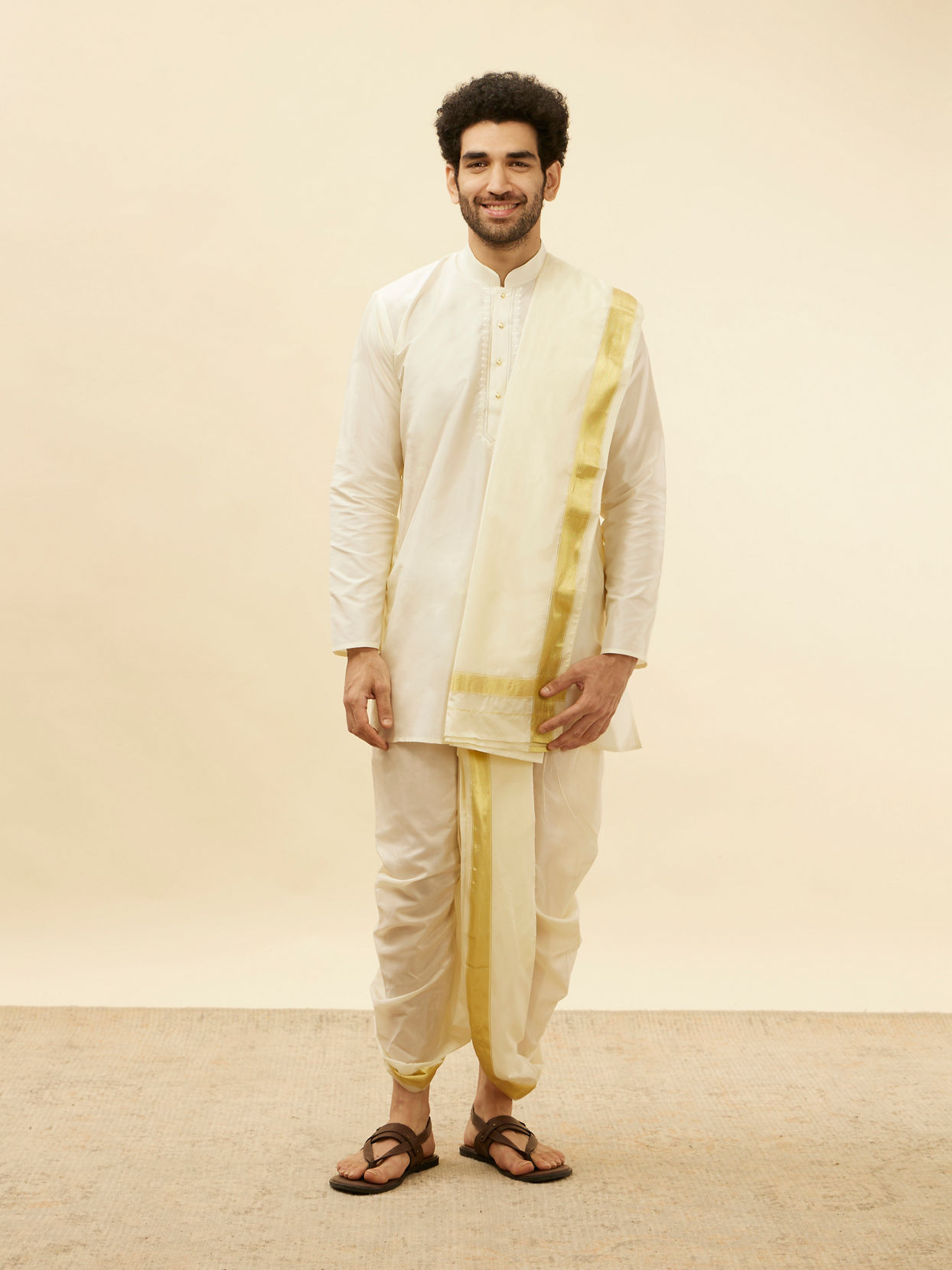 alt message - Manyavar Men Ivory White Zari Bordered Traditional South Indian Pancha Set image number 2