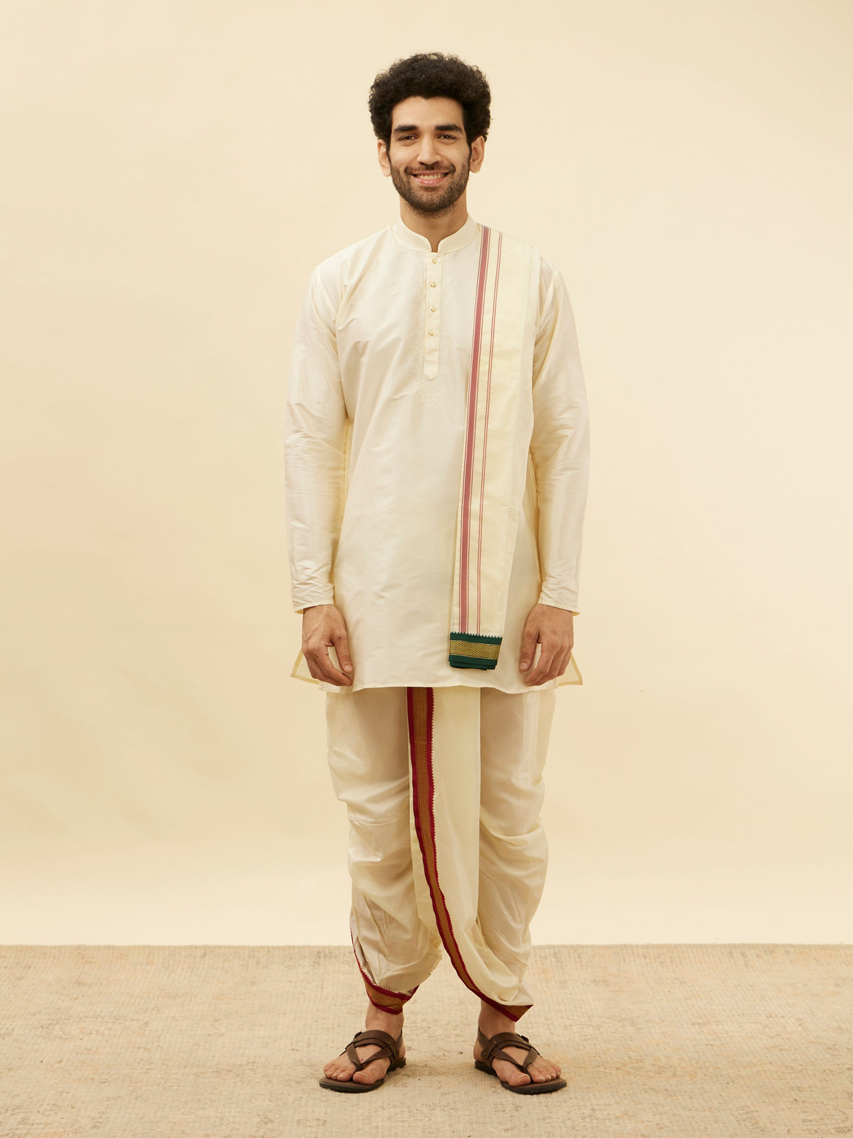 alt message - Manyavar Men Bright Cream Contrast Bordered Traditional South Indian Pancha Set image number 2