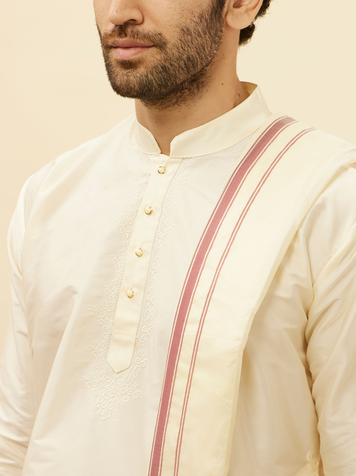 alt message - Manyavar Men Bright Cream Contrast Bordered Traditional South Indian Pancha Set image number 1