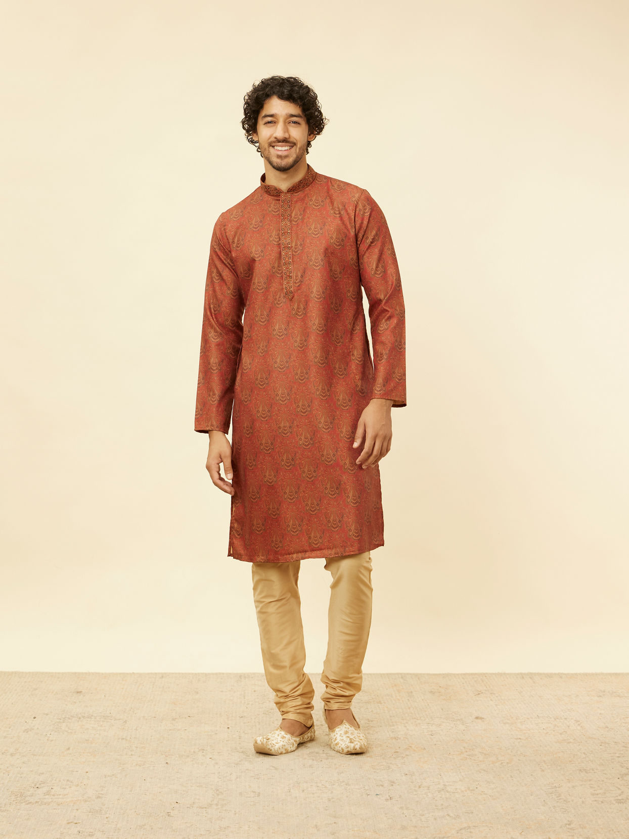 alt message - Manyavar Men Rustic Rapture Kurta Pajama image number 2