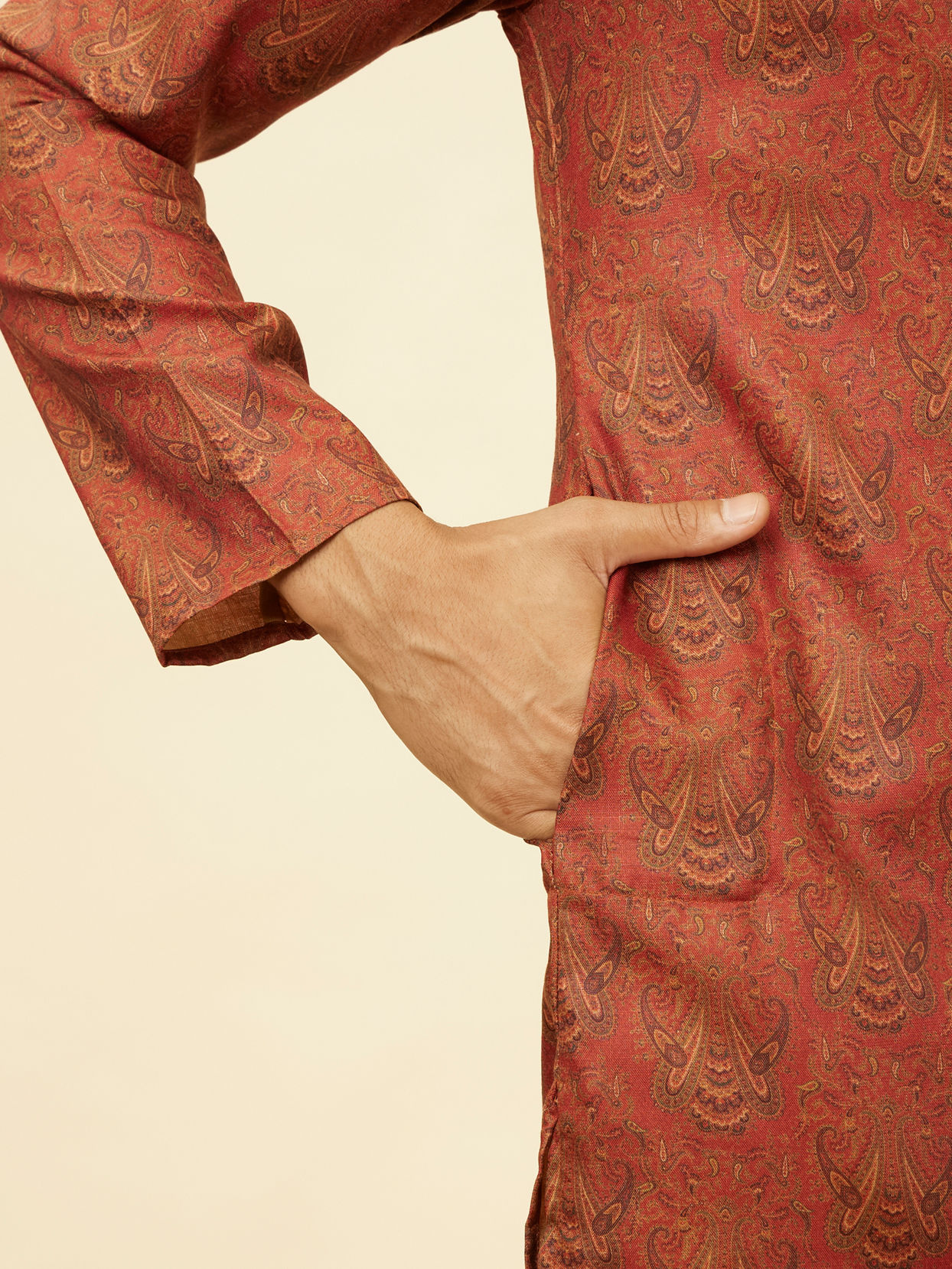 alt message - Manyavar Men Rustic Rapture Kurta Pajama image number 3