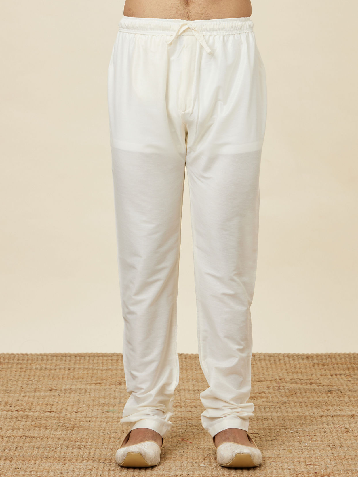 Manyavar Men Cream White Jaal Patterned Kurta Set