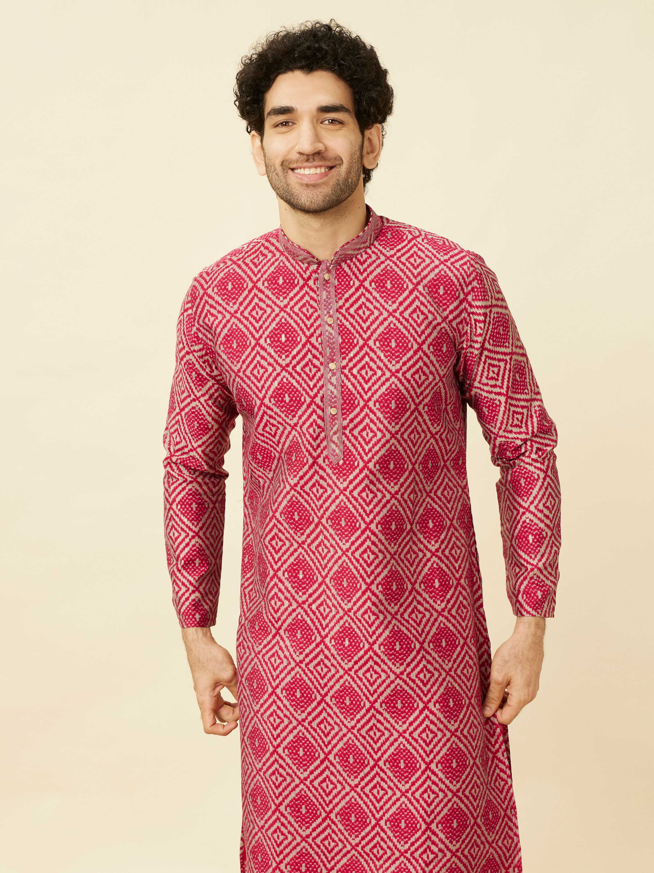 Manyavar Men Ruby Pink Harlequin Printed Kurta Set