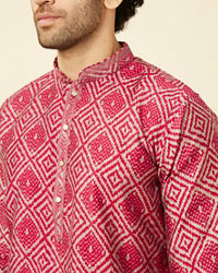Manyavar Men Ruby Pink Harlequin Printed Kurta Set