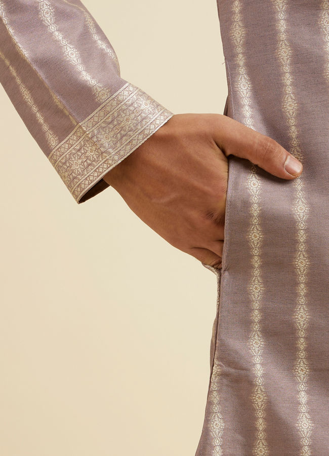 Manyavar Men Lilac Striped Kurta Set image number 3