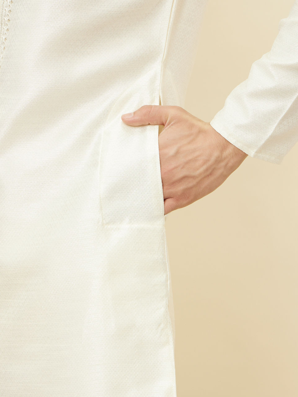 Manyavar Men Soft Cream Bandhgala Neckline Kurta Set