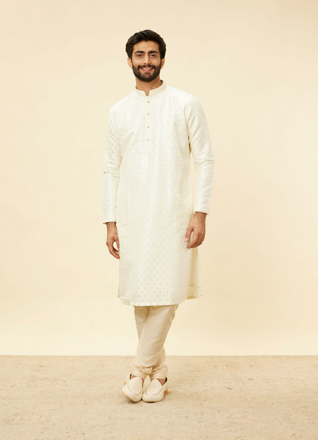 alt message - Manyavar Men Cream Diamond String Patterned Kurta Set image number 2