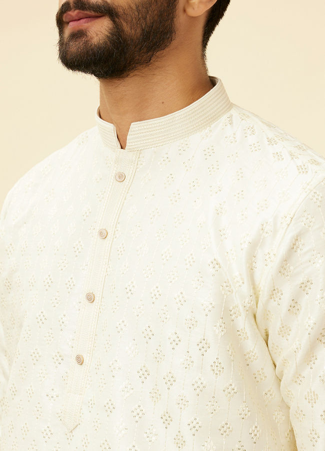 alt message - Manyavar Men Cream Diamond String Patterned Kurta Set image number 1