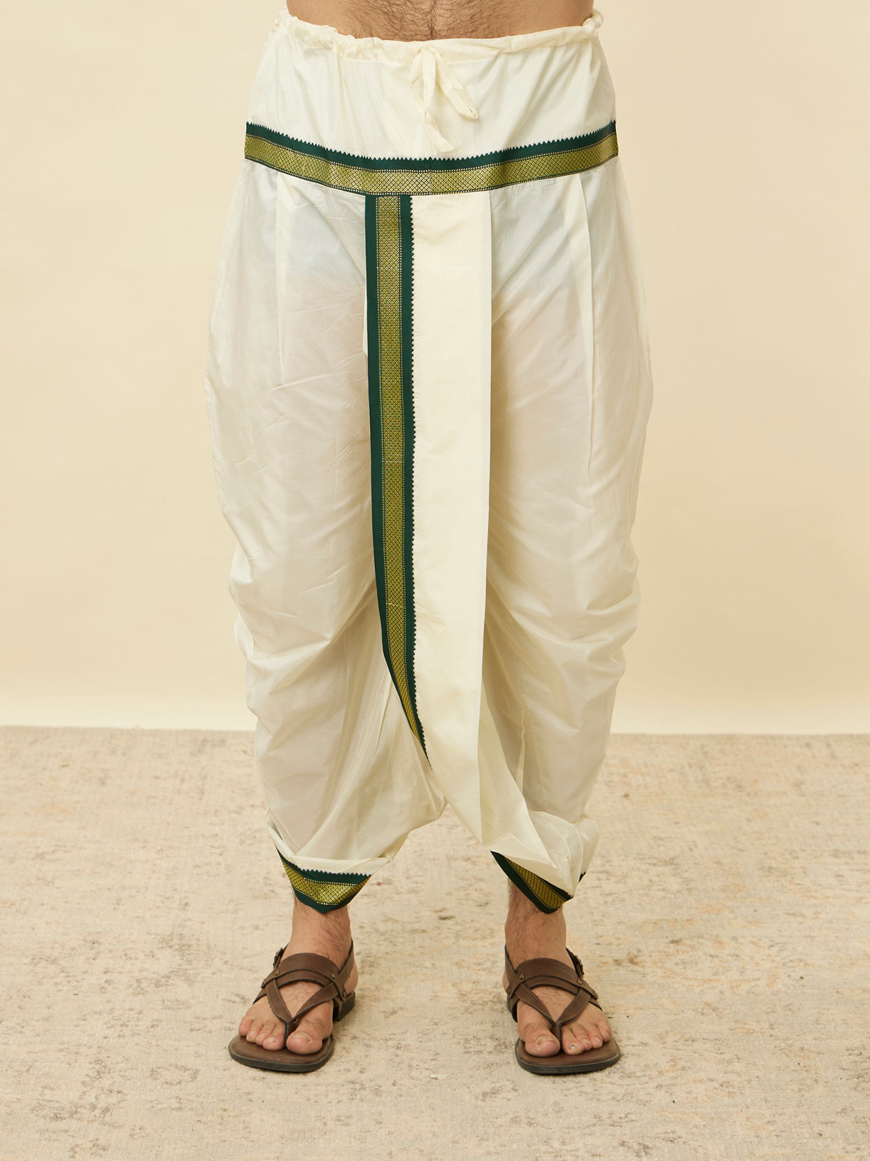 alt message - Manyavar Men Forest Green and Cream Zari Detailed Traditional South Indian Dhoti Set image number 4