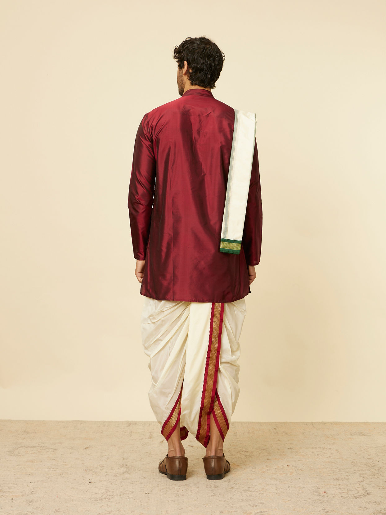 Maroon Zari Bordered Traditional South Indian Dhoti Set image number 5