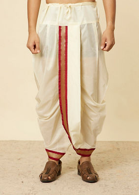 Maroon Zari Bordered Traditional South Indian Dhoti Set image number 4