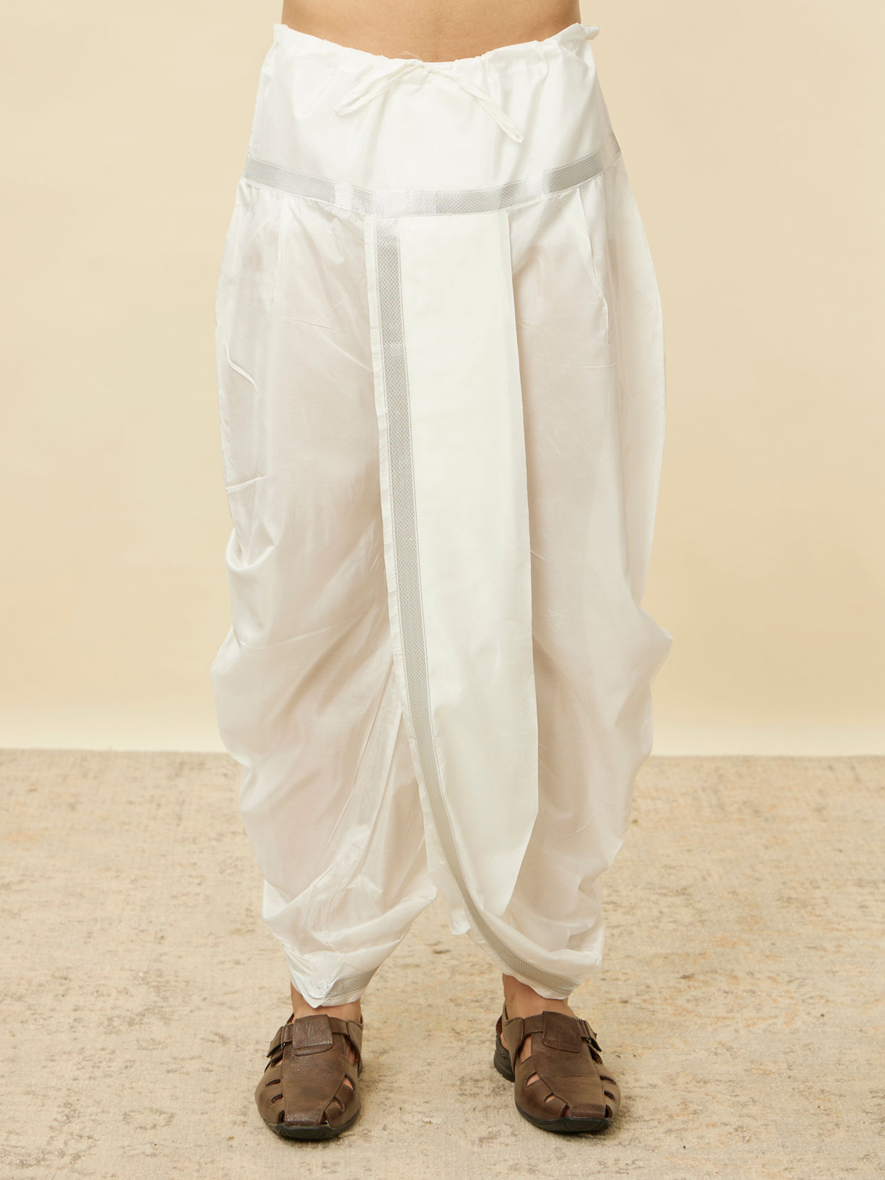 Warm White Zari Detailed Traditional South Indian Dhoti Set image number 3