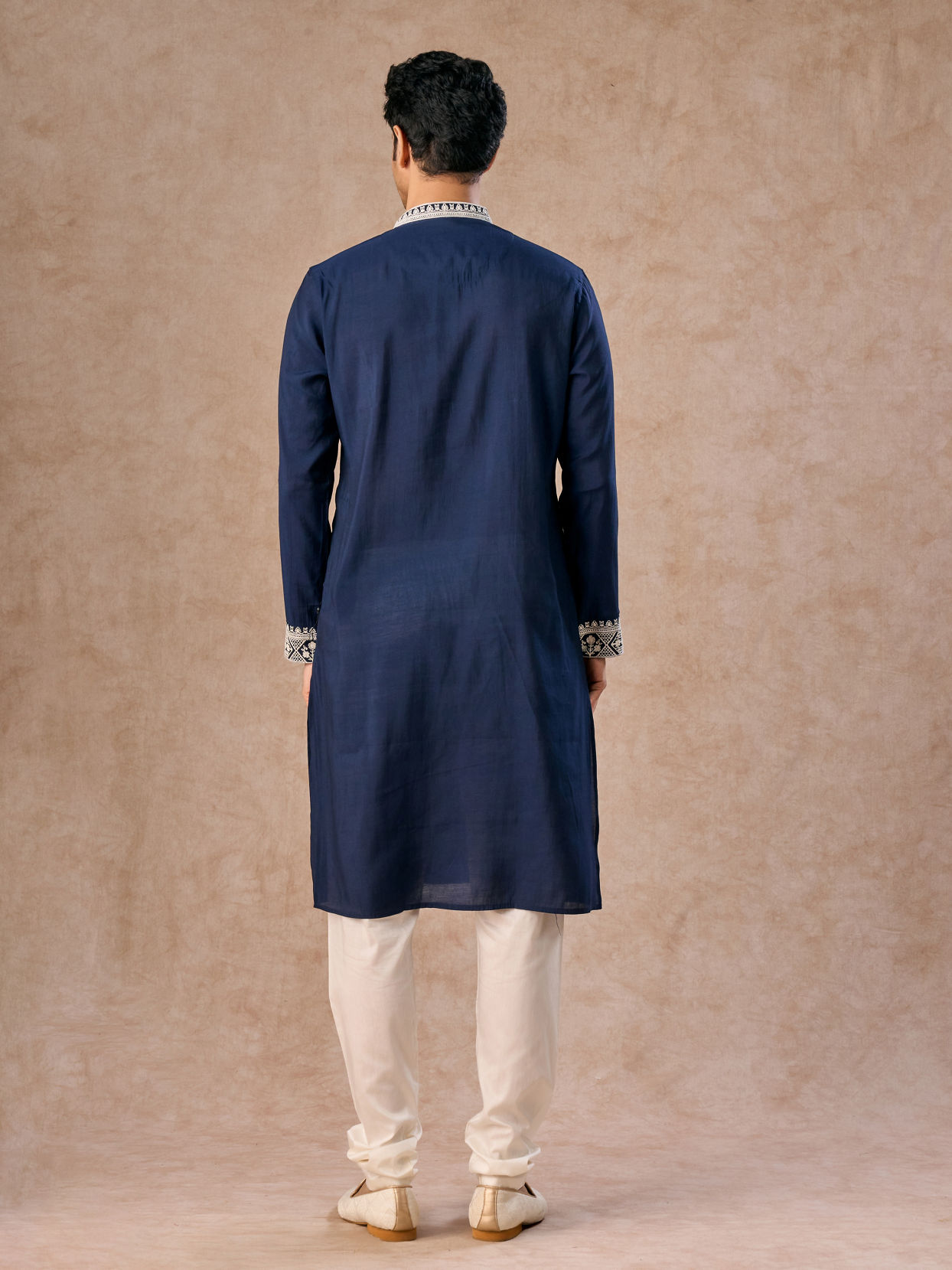 Manyavar Men Exquisite Dark Blue Kurta Churidar