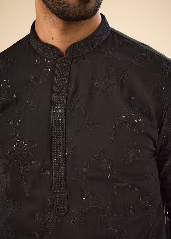Manyavar Men Elegant Black Georgette Kurta Churidar