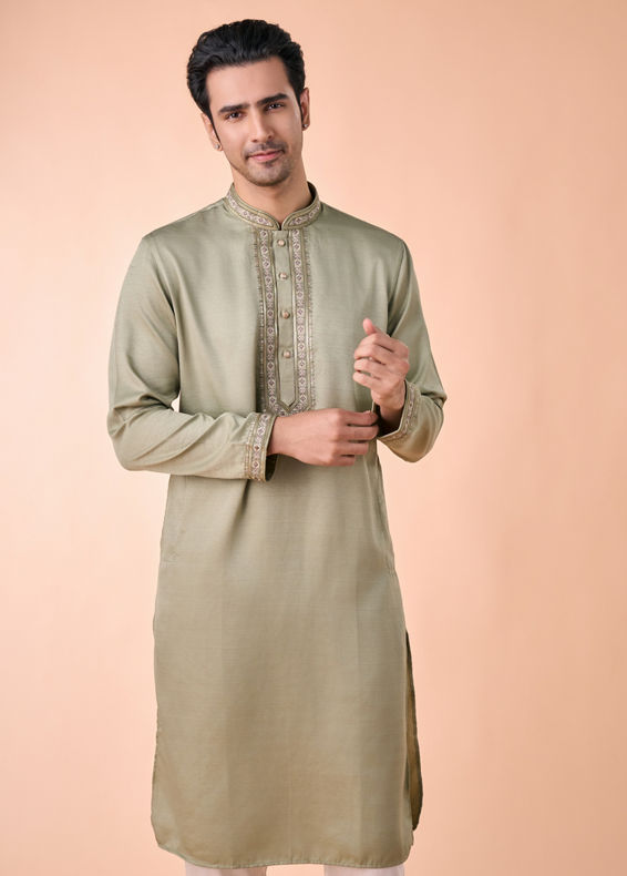 Manyavar Men Emerald Green Vibrance Kurta Churidar