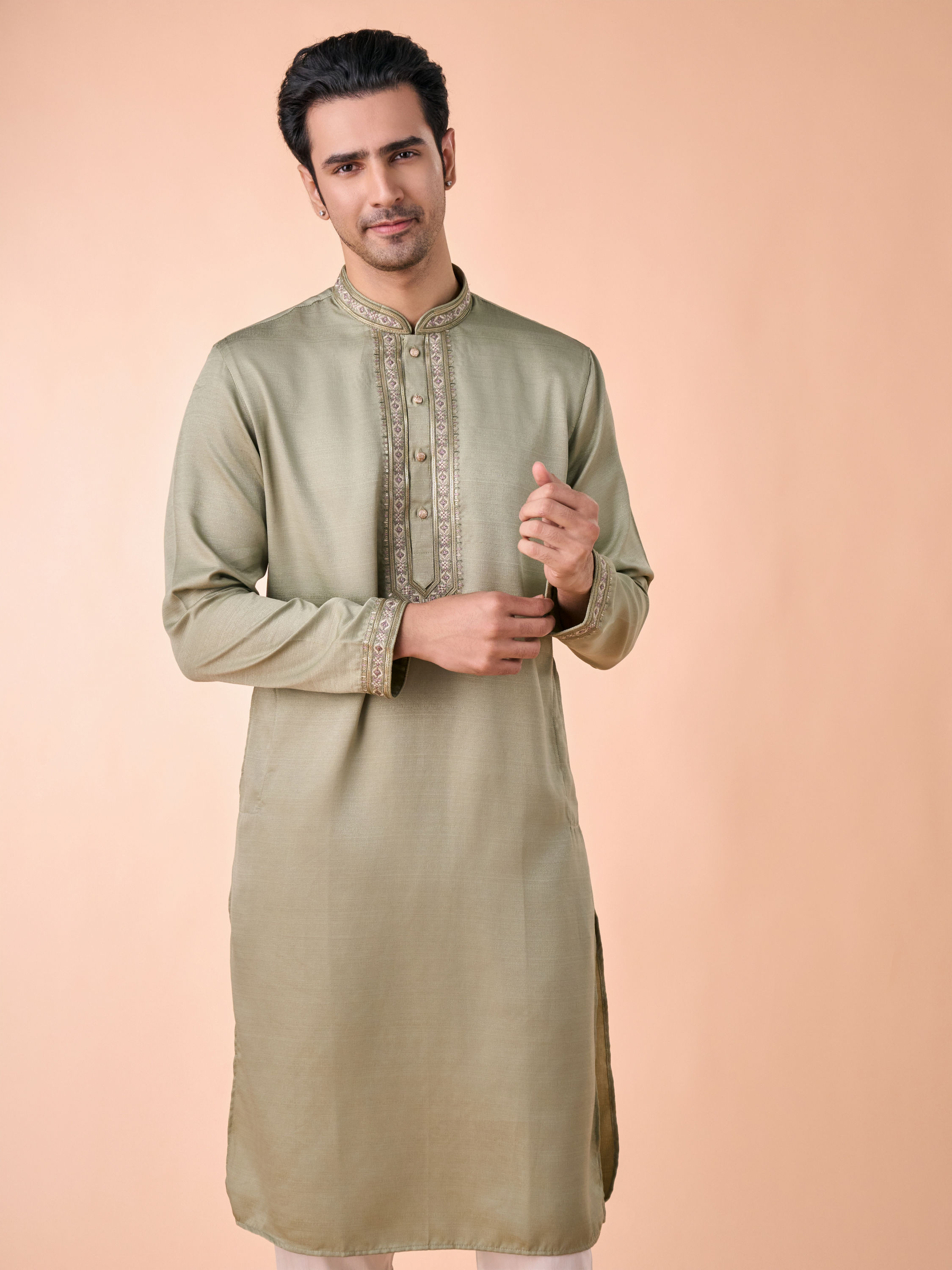 Manyavar Men Emerald Green Vibrance Kurta Churidar