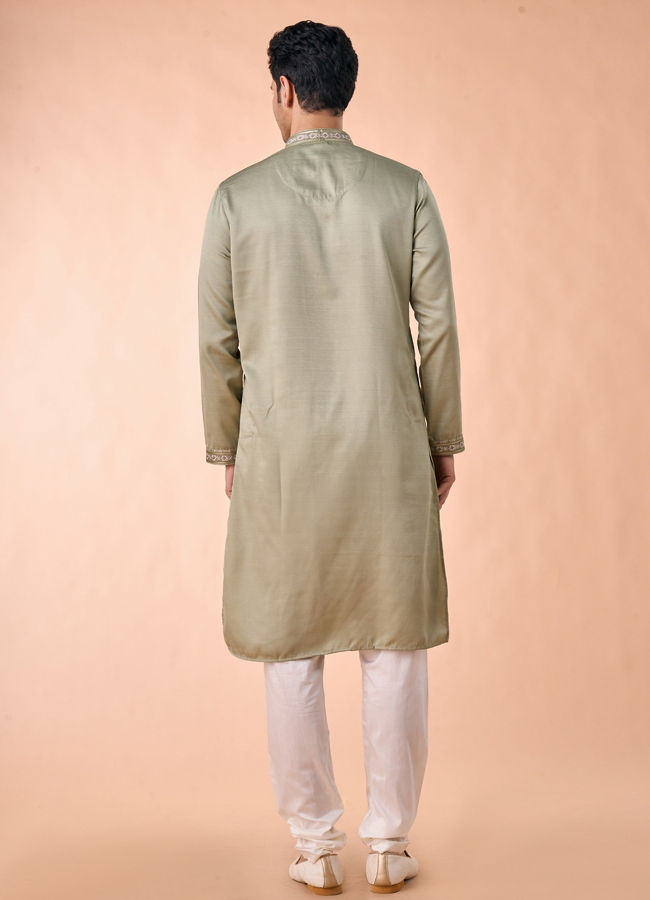 Manyavar Men Emerald Green Vibrance Kurta Churidar