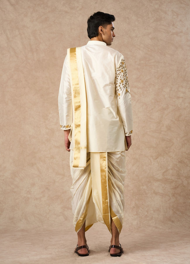 Manyavar Men Cream Silk Veshti Dhoti with Dupatta