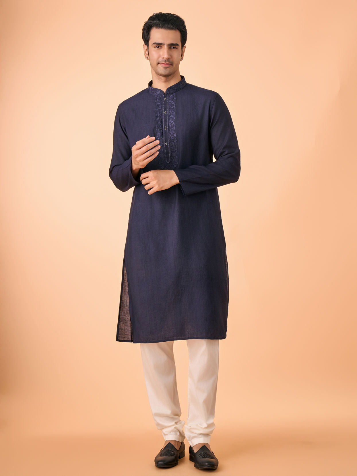 Manyavar Men Exquisite Dark Blue Kurta Churidar