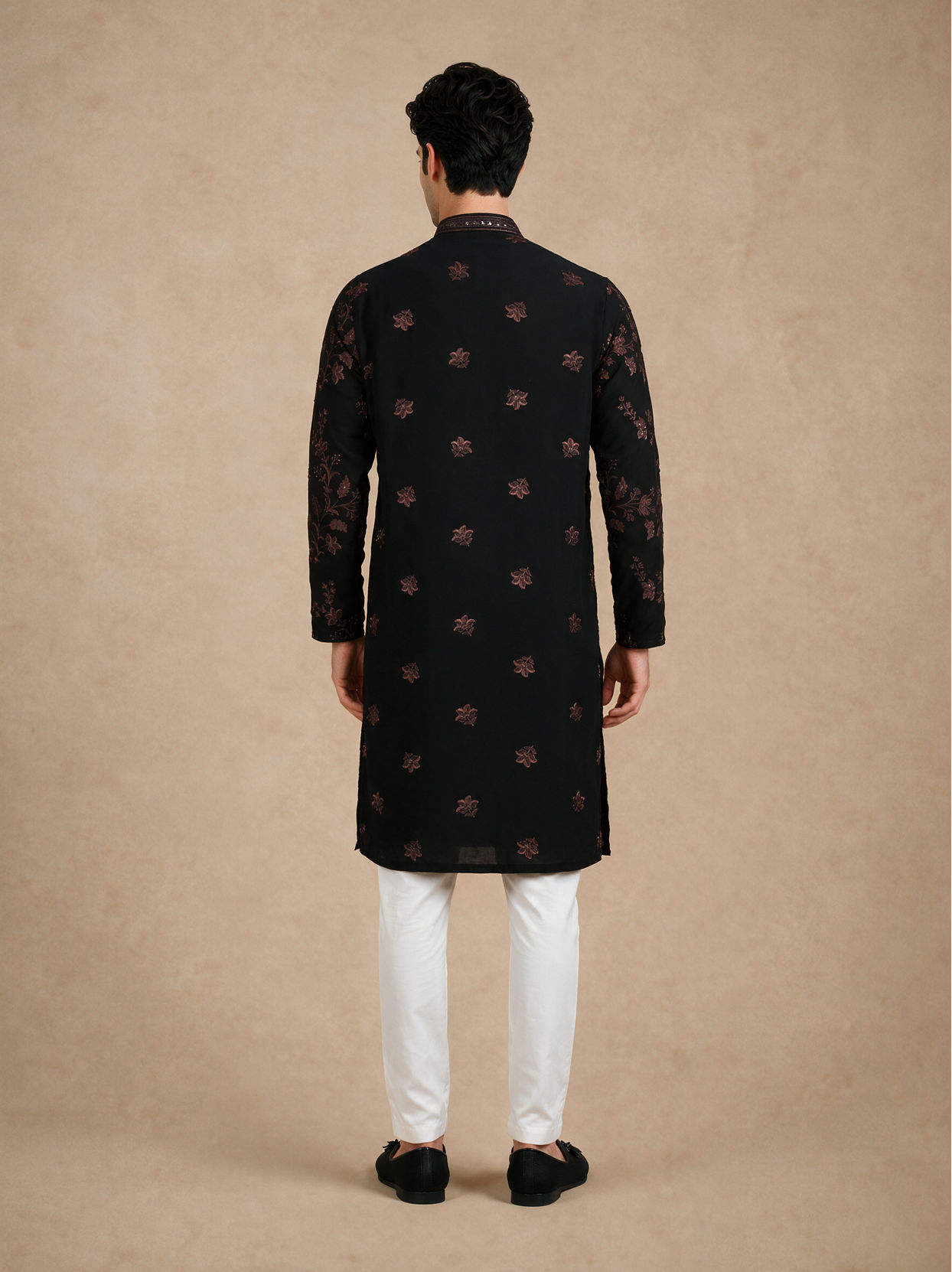 Manyavar Men Black Georgette Kurta Churidar with Embroidery