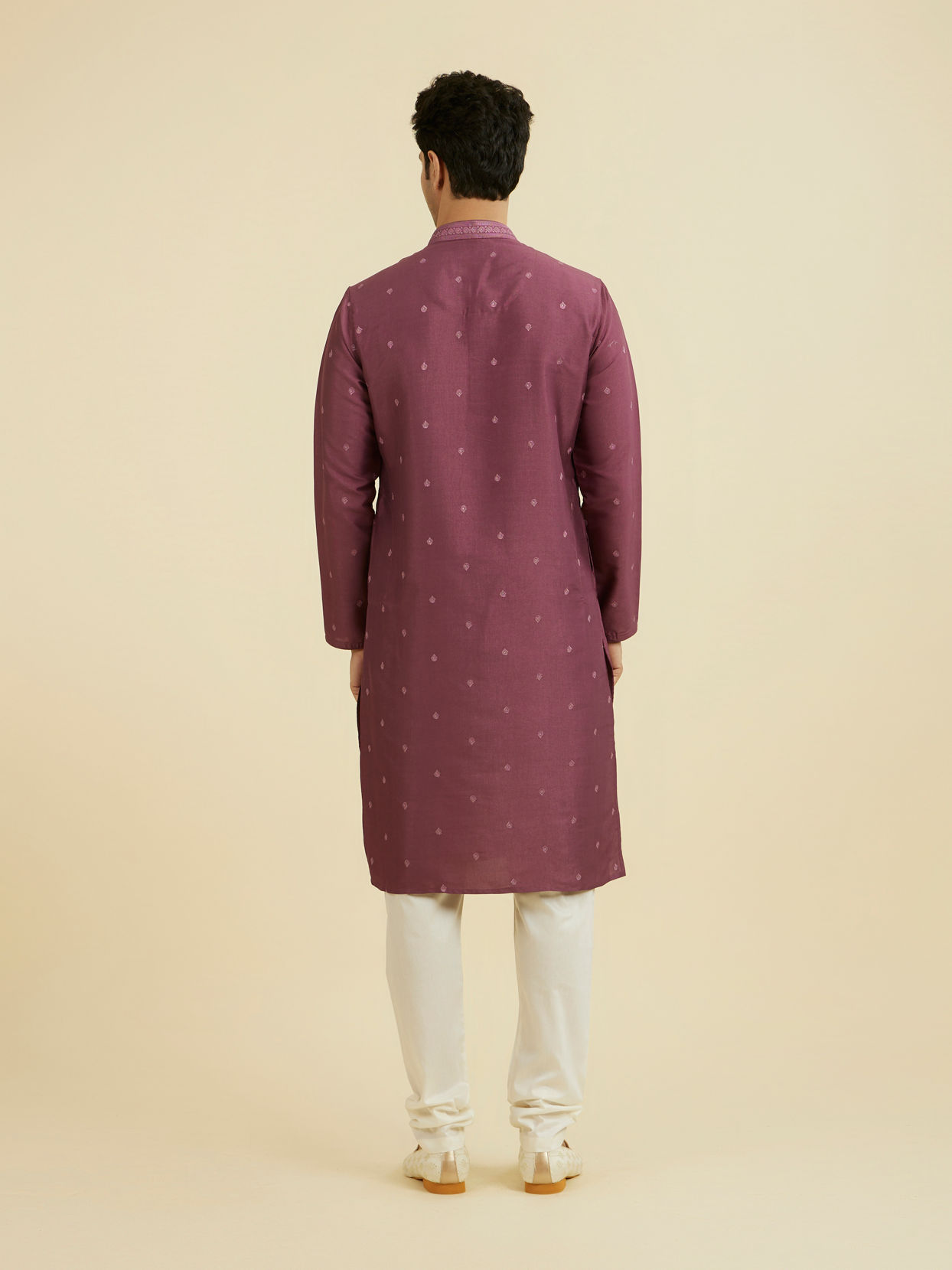 Manyavar Men Dusty Pink Kurta Churidar