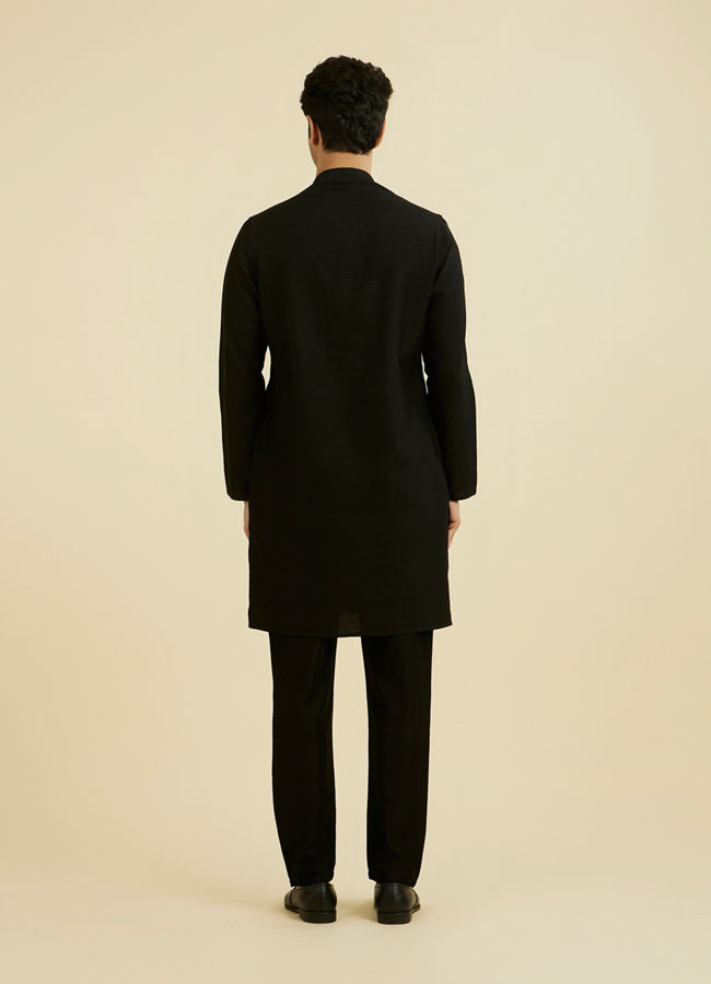 Manyavar Men Elegant Black Ensemble Kurta Churidar