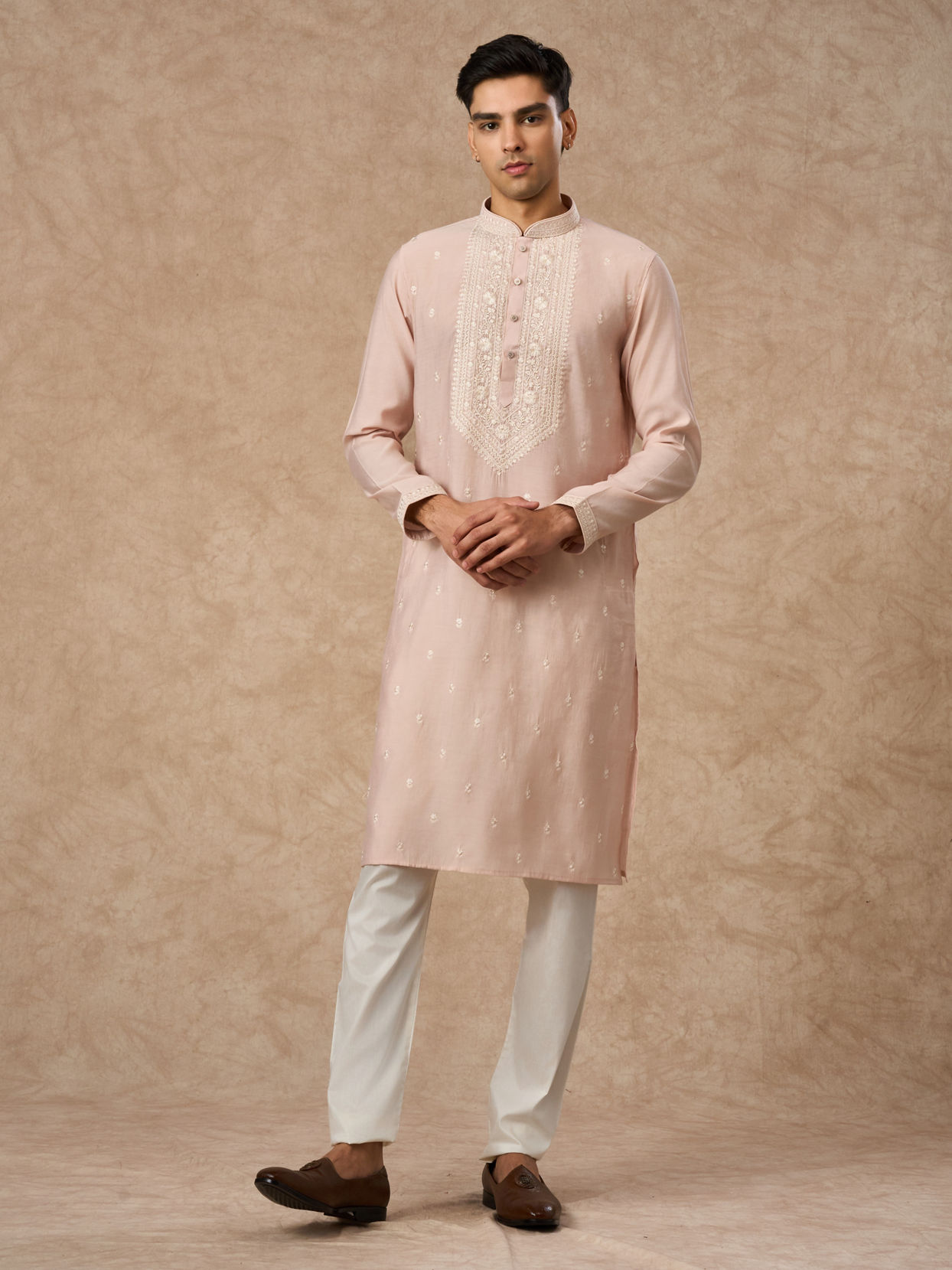 Manyavar Men Pink Blended Viscose Kurta Pajama