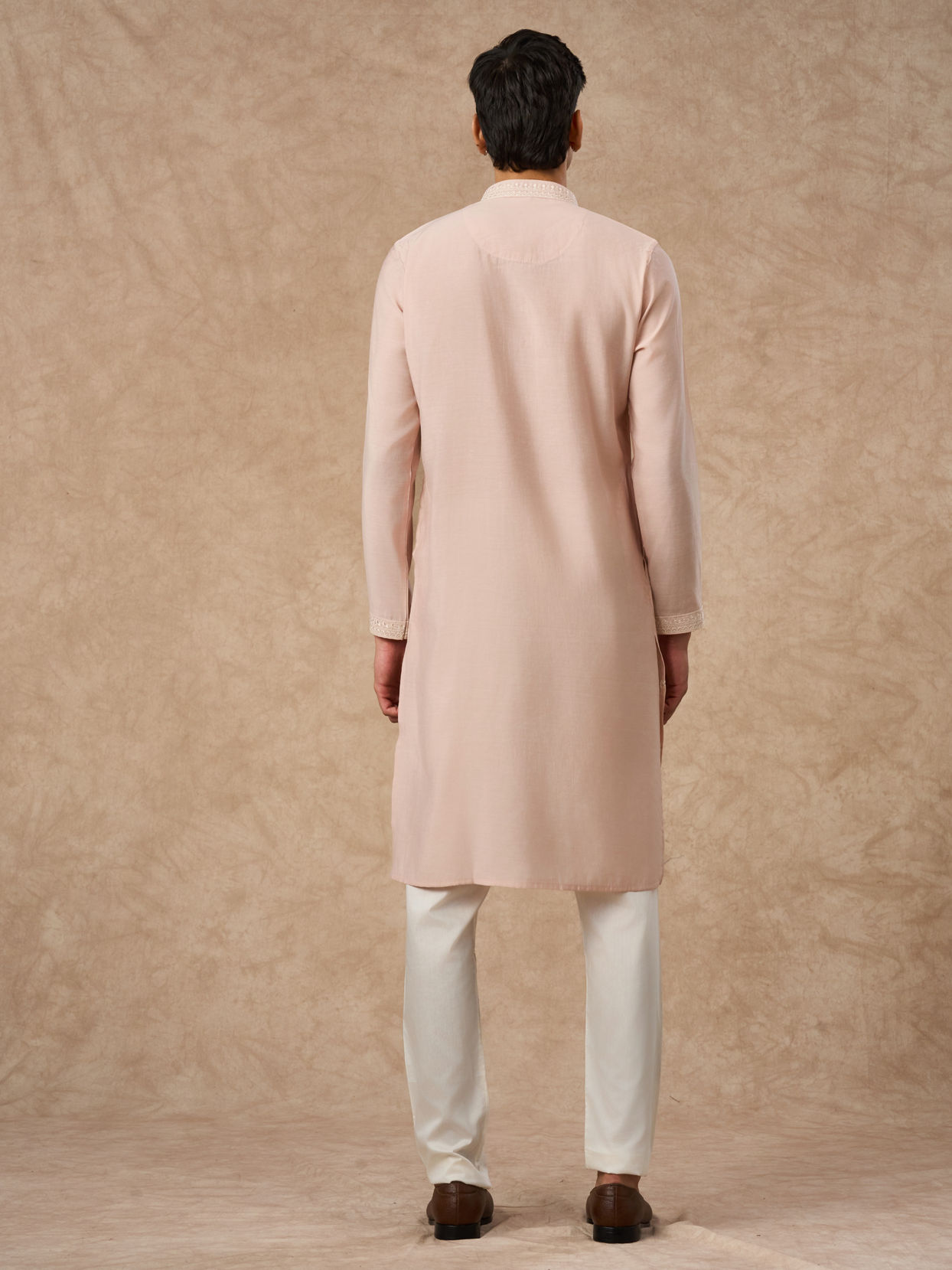 Manyavar Men Pink Blended Viscose Kurta Pajama