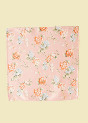 alt message - Manyavar Men Peach Floral Printed Pocket Square image number 1