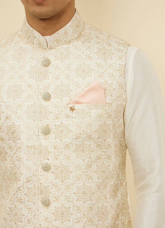 Manyavar Men Peach Pink Textured Pocket Square