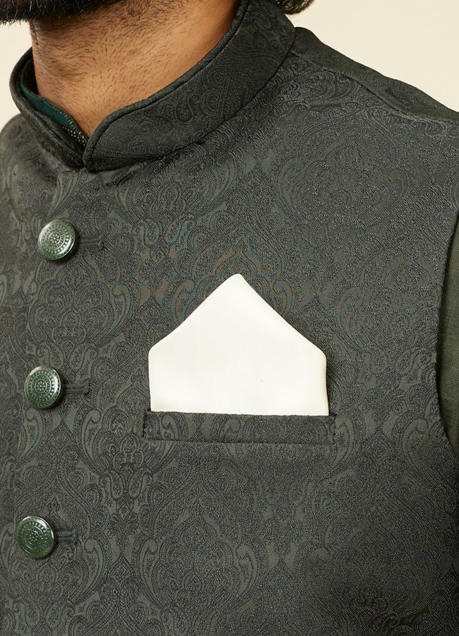 alt message - Manyavar Men Warm White Satin Pocket Square image number 0