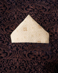 Manyavar Men Elegant Cream Pocket Square