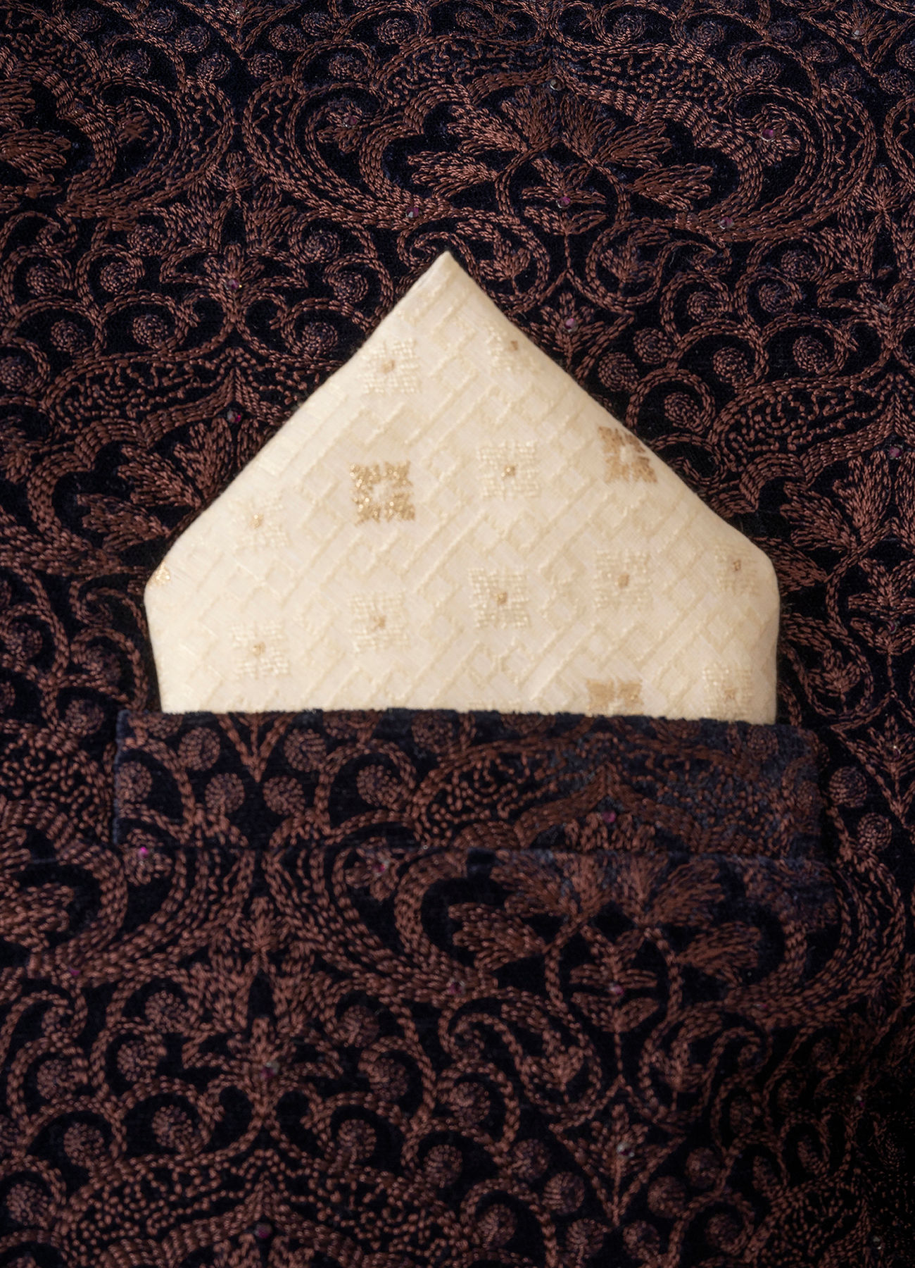 Manyavar Men Elegant Cream Pocket Square