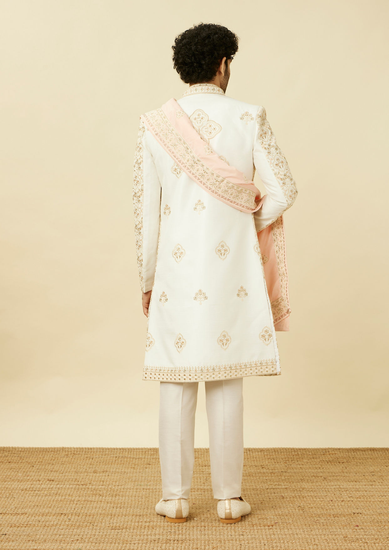 alt message - Twamev Men Off White Embroidered Jacket Style Sherwani Set image number 4